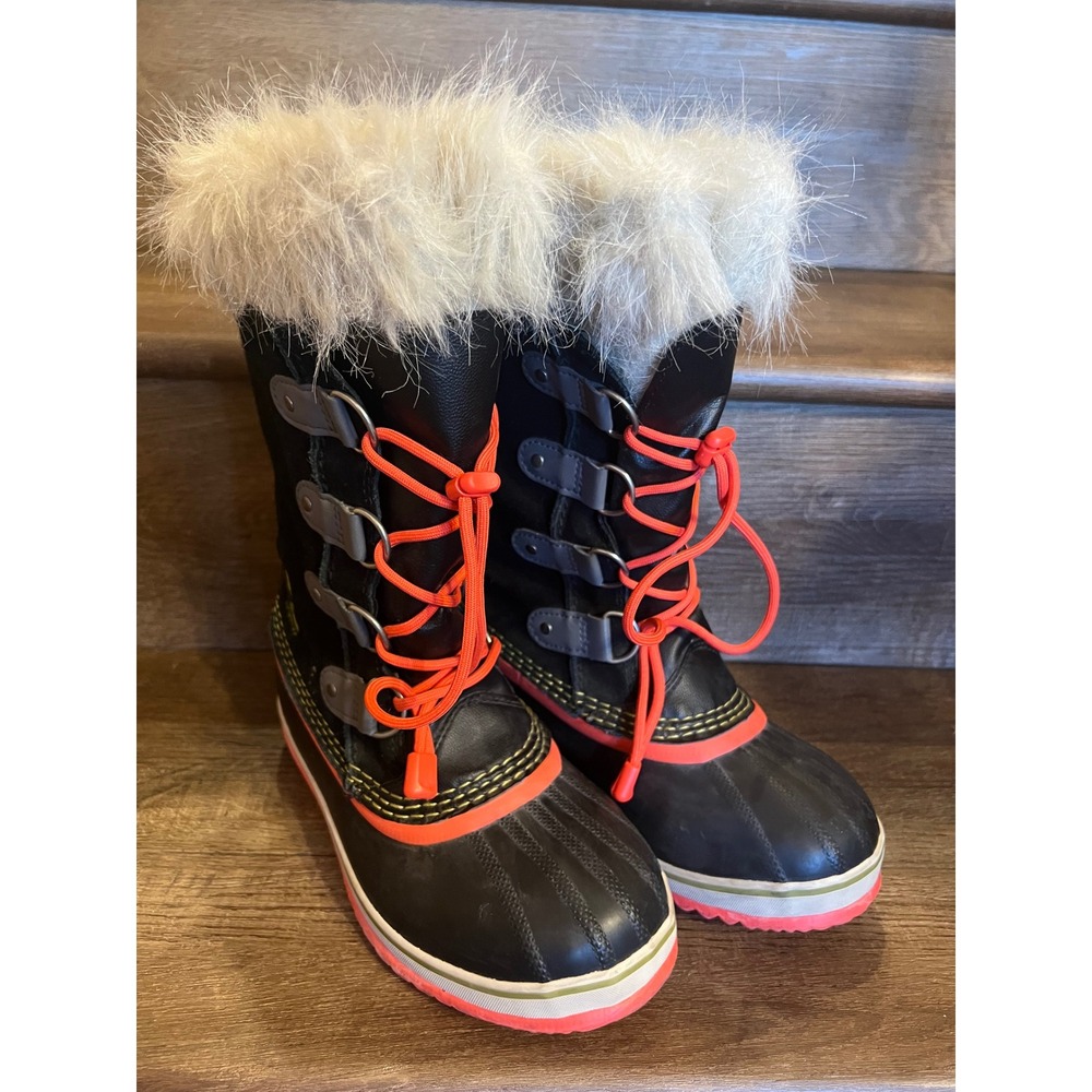 SOREL Joan of Arctic‎ Kids Snow Boots Sz 4 Black Orange Waterproof Faux Fur Trim